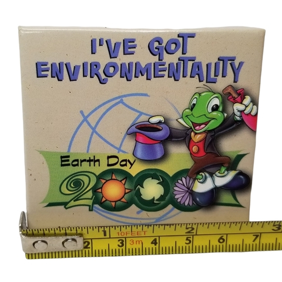 Vintage Disney Earth Day 2000 Jimmy the Cricket Button Pin - Picture 5 of 5